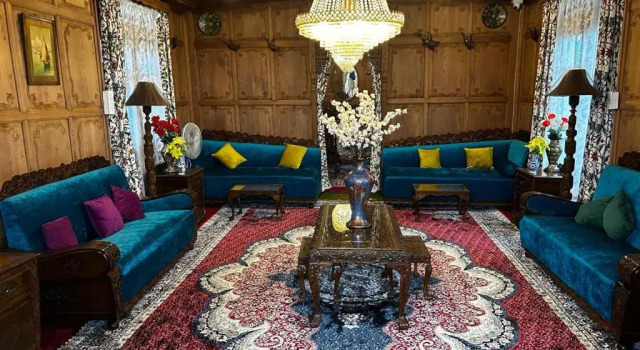 Luxury Scotland Group Of Houseboats, Забронировать Отель Сринагар Jammu & Kashmir Ski