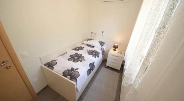 Apartmani Dora i Kati, Забронировать Отель Оребич Pelješac