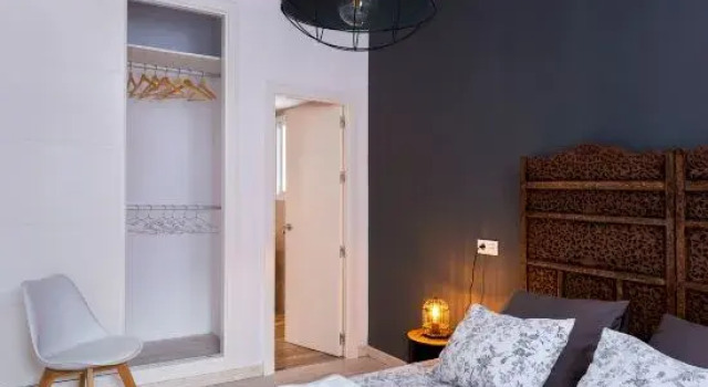 Modern Apartment in Great Location. Albareda II, Забронировать Апартаменты/квартира Севилья провинция Севилья, рядом с Культурный центр Sala El Cachorro
