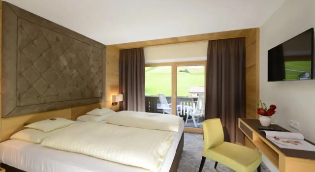 Одноместный номер Standard с балконом Bruggers Genießerhotel Lanersbacherhof