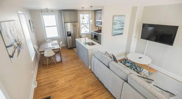 Newly Renovated Fitler Square Paradise, Забронировать Отель Филадельфия Philadelphia Metropolitan Area, рядом с Риттенхаус-Роу