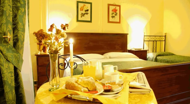 Двухместный номер Standard с балконом Hotel del Centro
