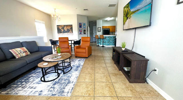 Only 10 Minutes from Disney 3Bd Family Home (2761), Kissimmee, US