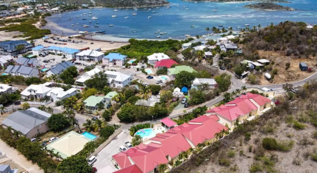 Beautiful suite S16, pool, next to Pinel Island, Book Hotel Cul de Sac Saint Martin