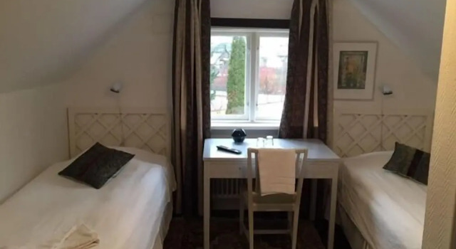 Furulidens B & B, Prenota Affittacamere Hotel a Gotaland con parcheggio, Parcheggio