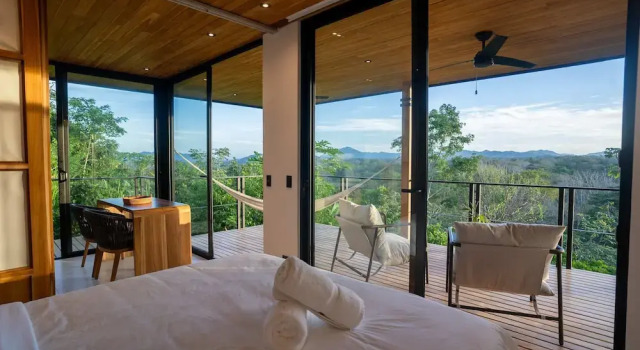 Chic 1BR Escape Breathtaking Balcony Views, Reservar Casa de férias Bello Horizonte Costa Rica