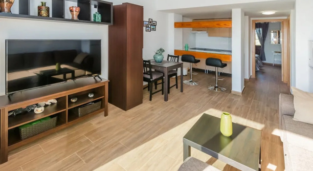 Apartamento GOLDEN Teguise 2 con vistas al mar, Забронировать Апартаменты/квартира Отели Канарских островов с бассейном, Бассейн