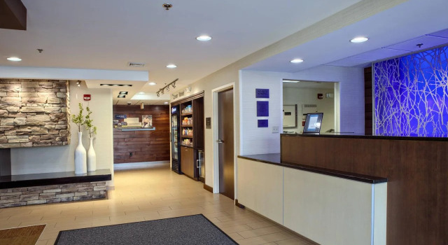 Fairfield Inn Harrisburg Hershey, Buchen Sie Hotel Harrisburg Hershey-Harrisburg