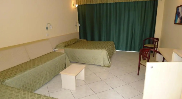 Трёхместный номер Standard Kings House Hotel Resort