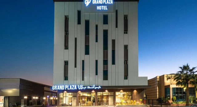 Grand Plaza Hotel - Tabuk, Book Hotel Hoteller i Tabuk Region med pool, Swimmingpool