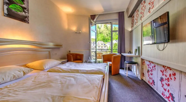 Camera doppia Standard con balcone Hotel du Commerce - Restaurant La Table de Clervaux