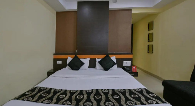 Collection O Hotel Diamond And Residences