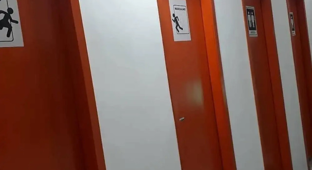 Кровать в общем номере (мужской номер) COACHHOSTEL7