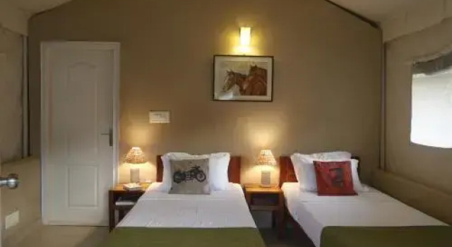 Camp Ganga Riviera, Rezervovat Hotel Kaudayala Uttarakhand