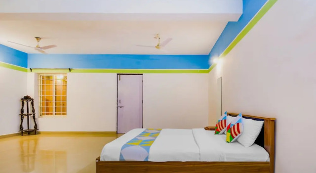 OYO 24892 Home Spacious 3BHK Anjuna, Prenota Hotel Anjuna 