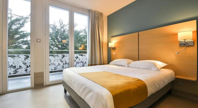 Трёхместный номер Standard с балконом Vent dEden Park Hôtel