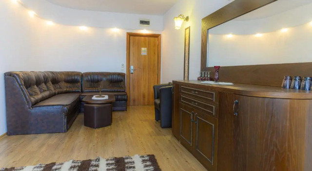 Полулюкс Boutique Hotel L do Rado