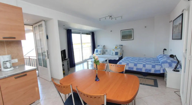 Апартаменты Comfort Rooms and Apartments Bella Vista