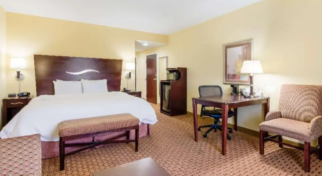 Двухместная студия Hampton Inn Galax