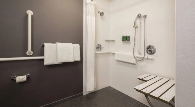 Четырёхместный номер Standard Courtyard Tucson Airport