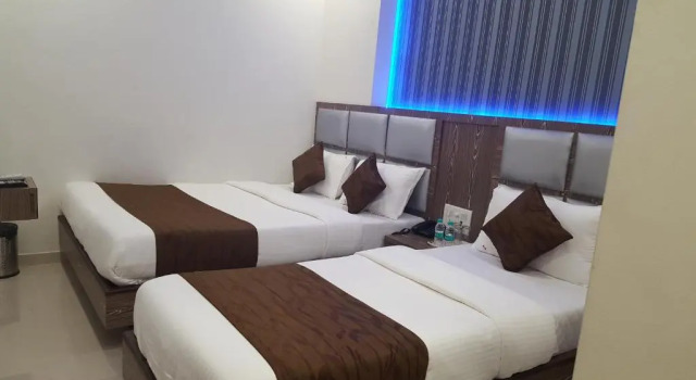 Трёхместный номер Deluxe Hotel Sanjary Palace