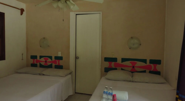 Четырёхместный номер Superior с балконом и с частичным видом на океан Acamaya Reef Cabanas - Caravan Park