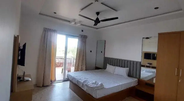 Rajapuri Caves Hills Resort