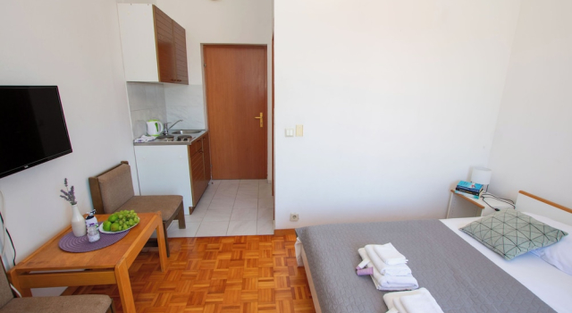 Студия Apartments Dalmatino