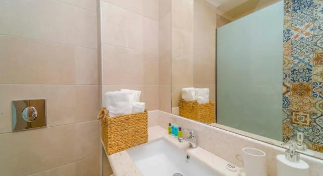 Семейный номер Superior Amaryllis front beach hotel