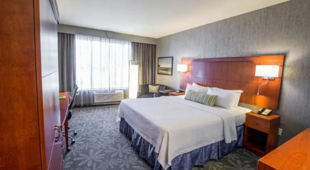 Номер Standard Courtyard by Marriott St. Johns Newfoundland