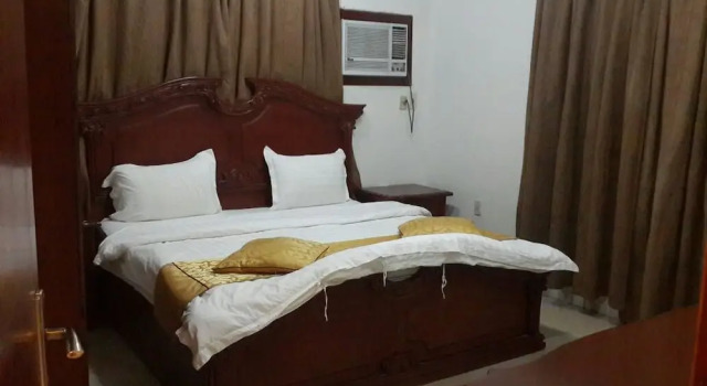 Leeka Suites Hotel