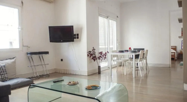 Galaxy Modern Loft, Забронировать Отель Отели Афины с парковкой, рядом с Театр Каролос Коун "Театрон технис", Парковка