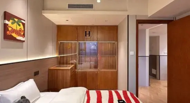 Семейный люкс с 2 комнатами Qian's House Apartments
