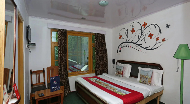OYO 9083 Hotel New Tourist Palace