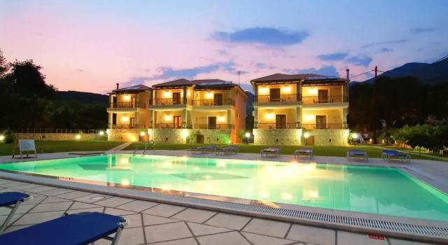 Dalouda Houses, Prenota Hotel Hotel a Preveza con piscina, Piscina