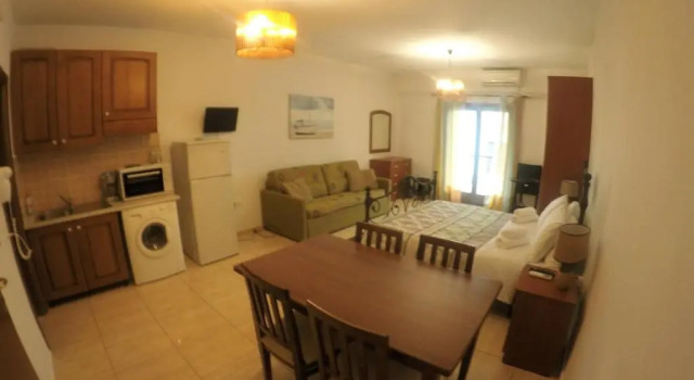 Студия Kallisti Apartments