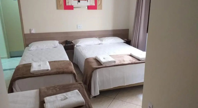 Randall Palace Hotel, Забронировать Отель Сертанзинью 