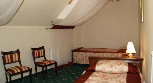 Atrium Hotel, Prenota Hotel Hotel a Ivano-Frankovsk con parcheggio, Parcheggio
