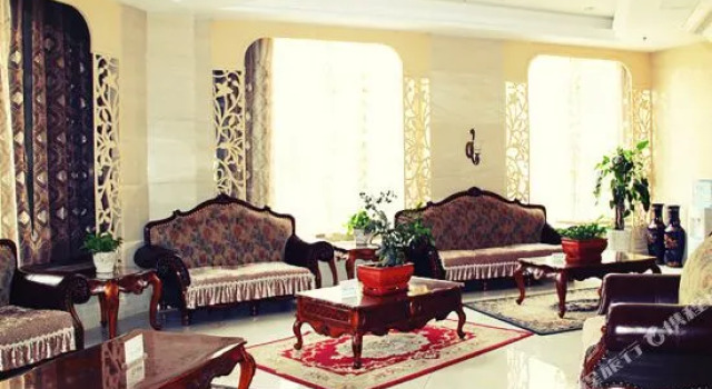 Champs Hotel