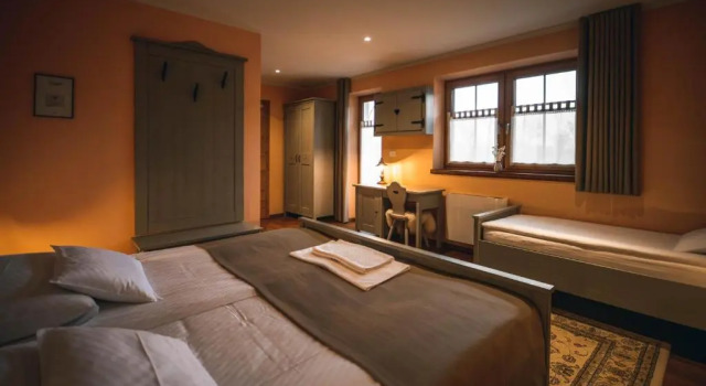 Трёхместный номер Standard с балконом Hotel Zamorc