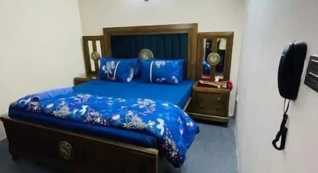 Luxuary Al Jannat Hotel, Prenota Hotel Hotel a Karachi con parcheggio, Parcheggio