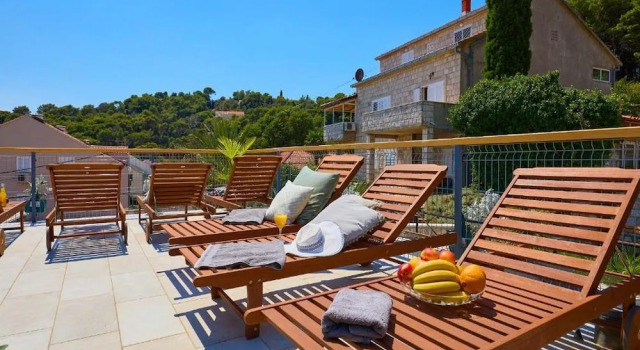 Двухместная студия с балконом Palm Tree Apartments