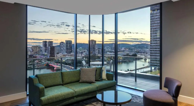 Апартаменты Пентхаус с 3 комнатами с балконом и с видом на реку Adina Apartment Hotel Brisbane