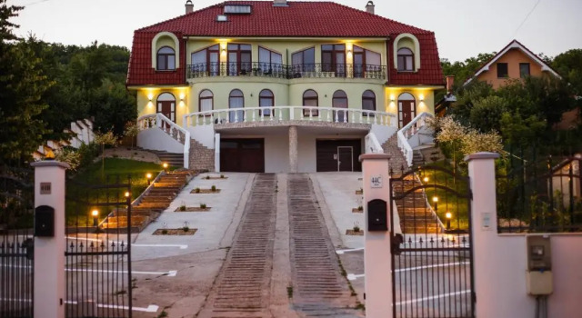 Апартаменты Rya Residence Oradea