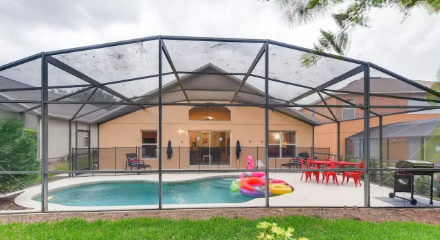 Коттедж с 4 комнатами 4BR Emerald Island Home by FS FL VH-8438