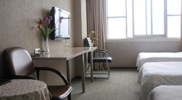 Jiuzhou Business Hotel(武汉市九洲商务宾馆)