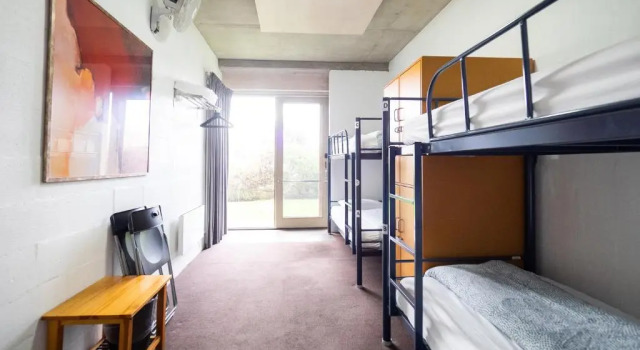 Кровать в общем номере YHA Apollo Bay Eco