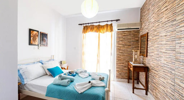 Студия Lions Poros Apartments