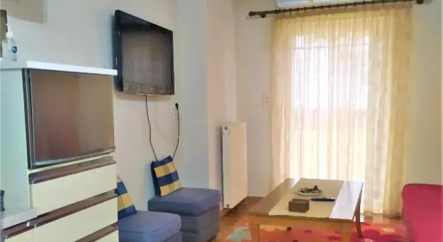 Guest home 2 close to the city center, Prenota Affittacamere Hotel a Epiro con parcheggio, Parcheggio