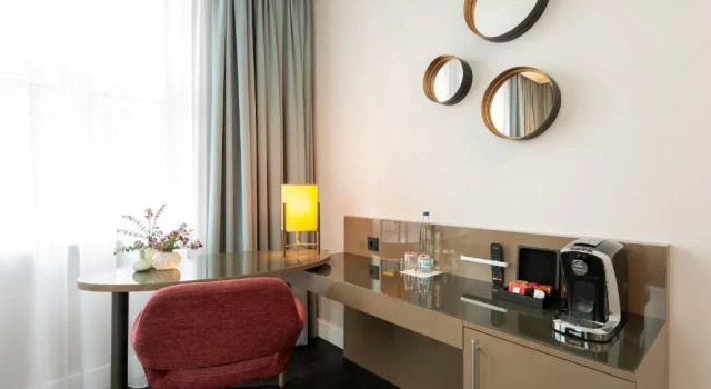 Полулюкс Leonardo Royal Hotel Berlin Alexanderplatz